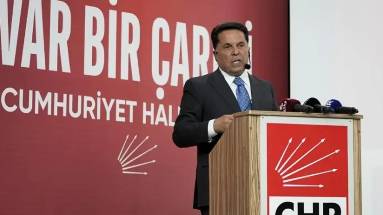 Ahmet Özer'e 6 yıl 3 ay hapis cezası verildi