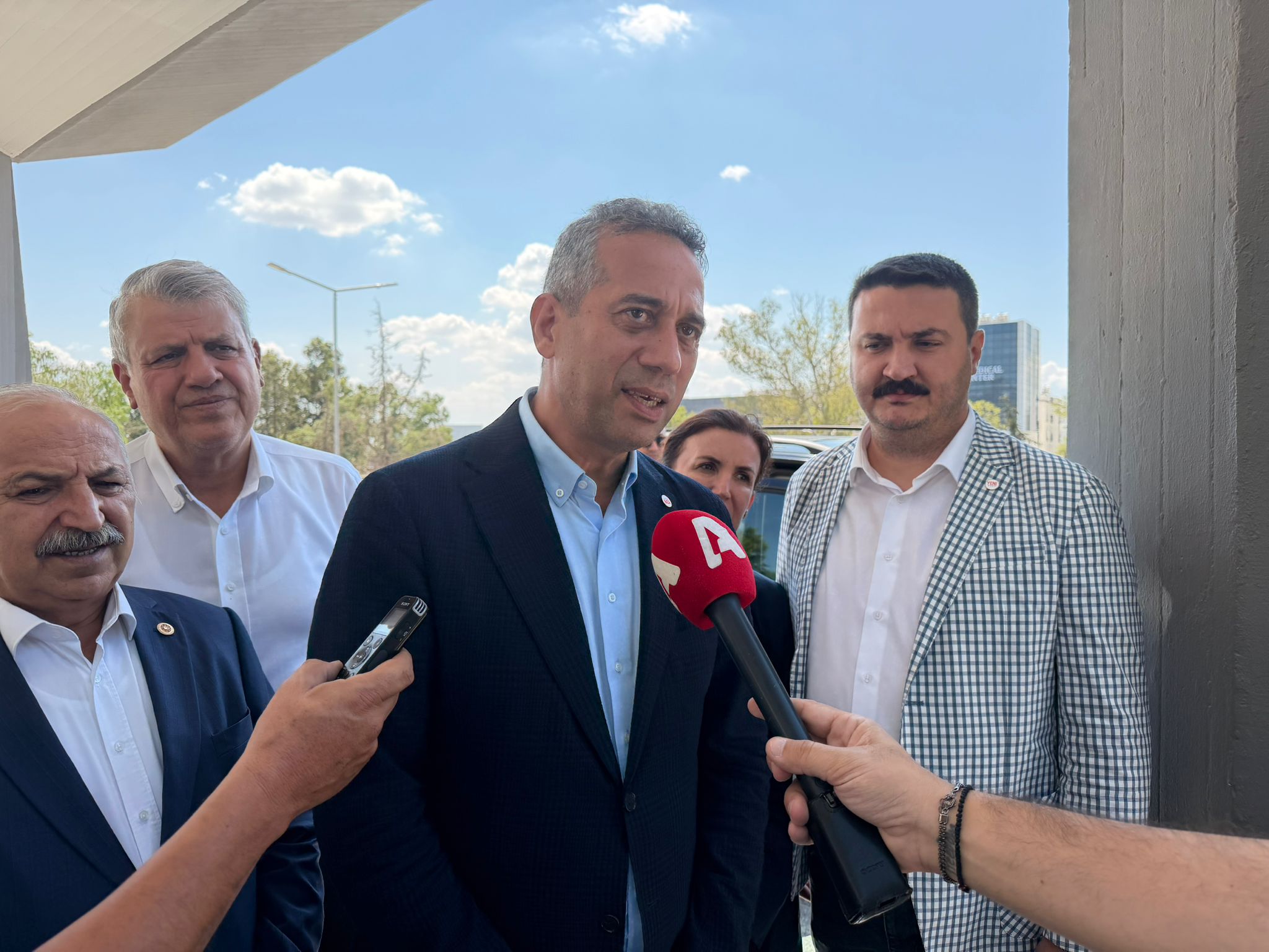 Başarır, Dr. Burhan Nalbantoğlu Devlet Hastanesi’ni ziyaret etti