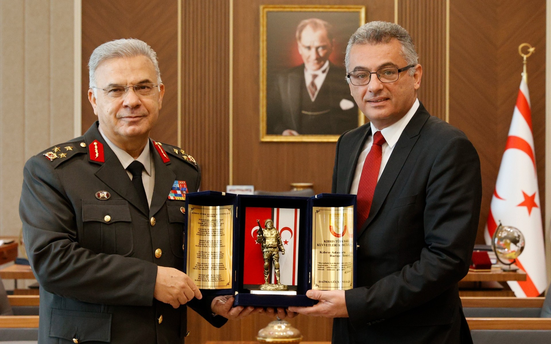 Erhürman, Kılınç'ı kabul etti