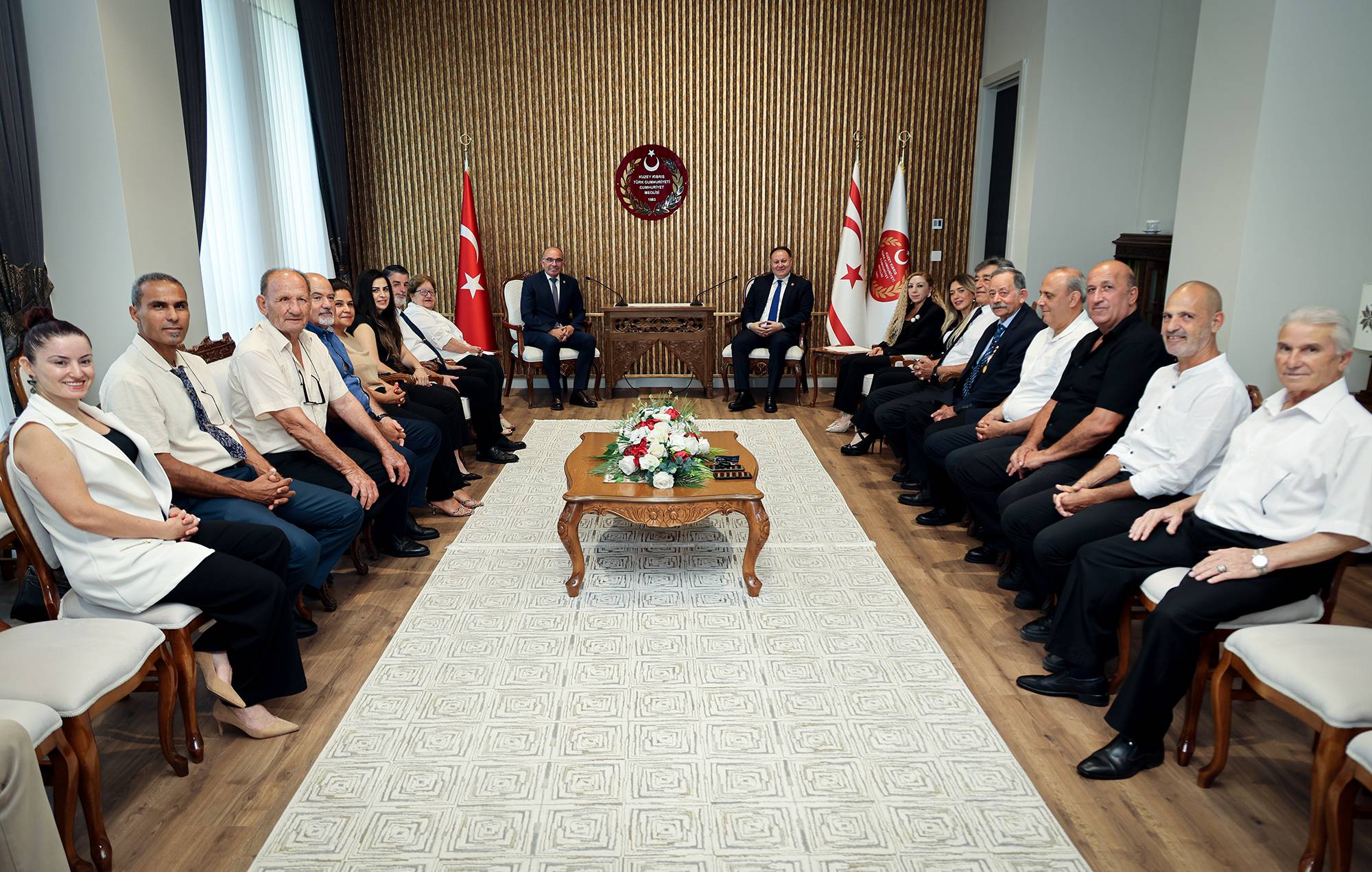 Öztürkler: Ne verilecek bir karış toprağımız var, ne de Anavatan Türkiye'nin garantörlüğünü tartışırız