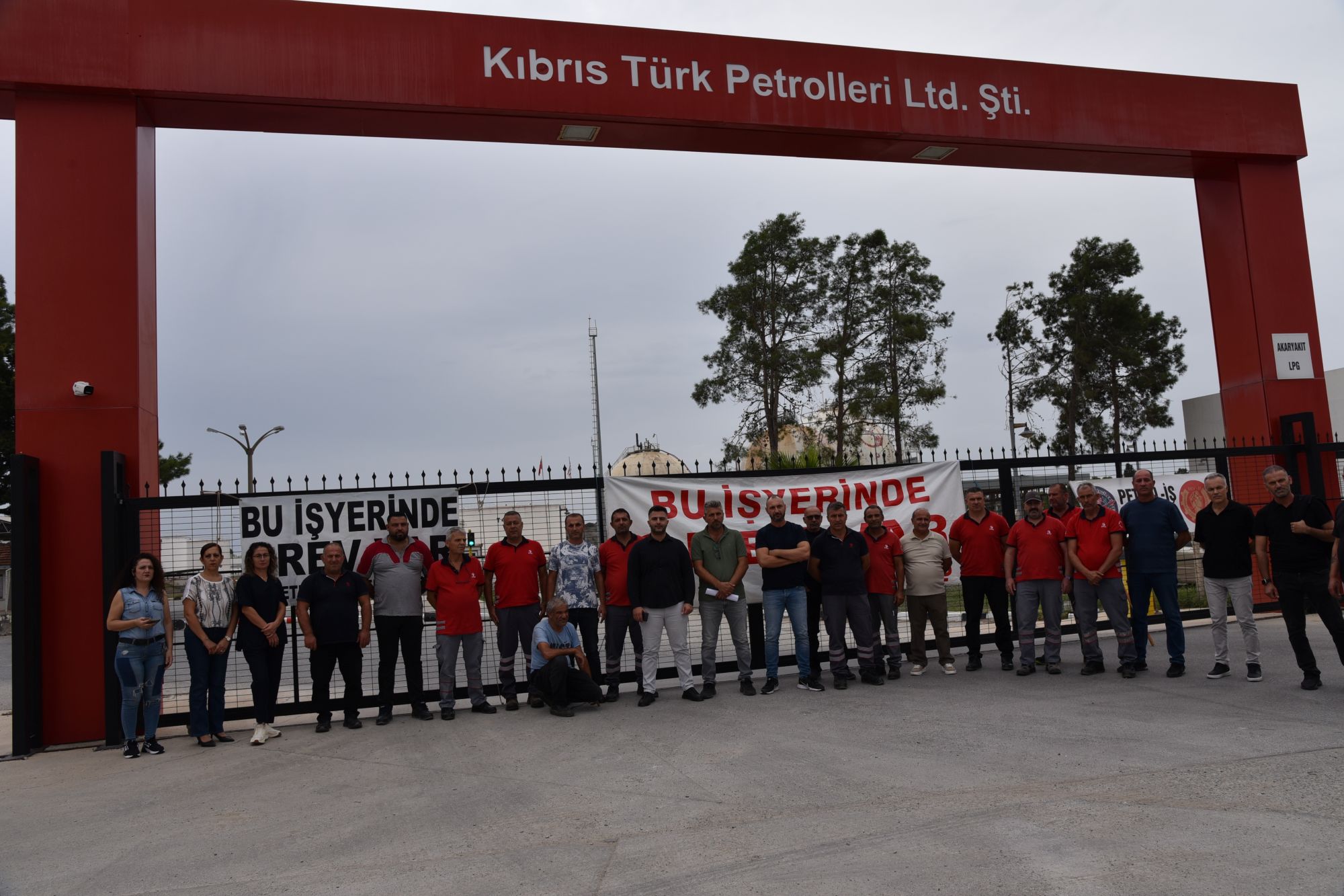 K-PET’te süresiz grev başladı: Bayilere akaryakıt verilmiyor