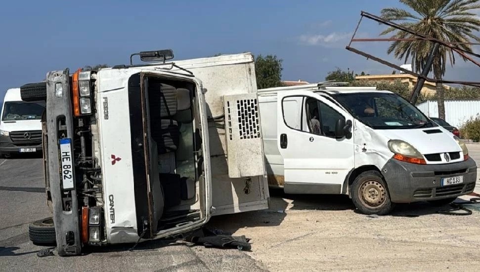 Kavşakta öncelik ihlali kazaya yol açtı: Bir yaralı