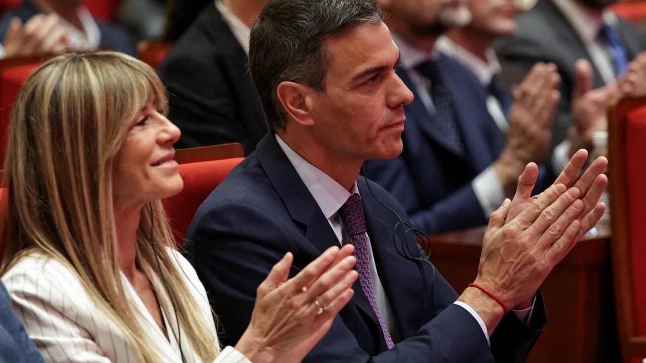 Pasaportuna el konulmuştu: First Lady Ankara'daki zirve için mahkemeye başvurdu