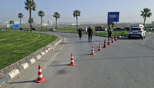 Lefkoşa–Girne Anayolu’nda Girne yönüne trafik karşı şeritten veriliyor