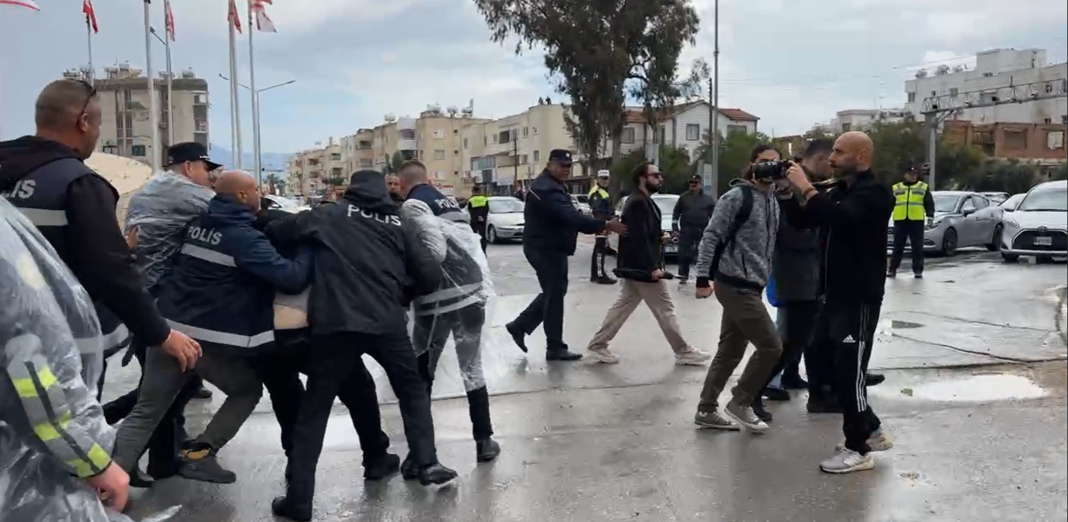 Polis müdahalede bulundu, tutuklamalar var...