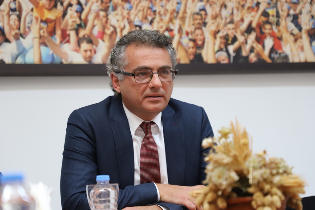 Erhürman: Hristodulidis’in istediği gerçekten çözümse, müzakereye hazır olsun