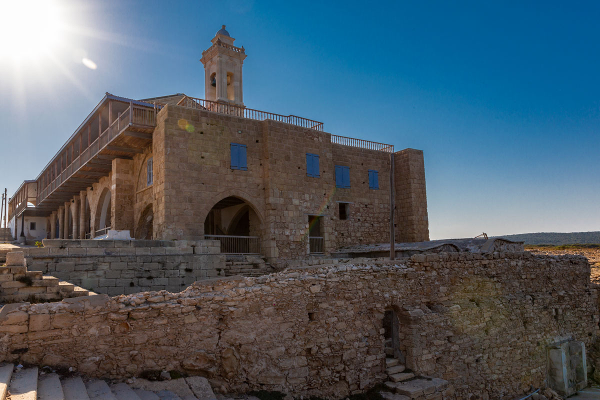 Karpaz’ın ucunda bir mola: Apostolos Andreas Manastırı