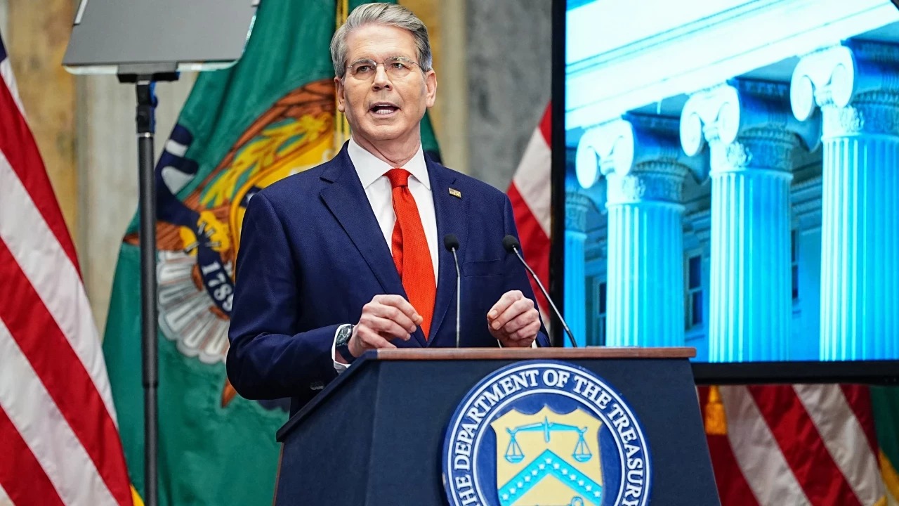 İran eliti milyonları yurt dışına kaçırıyor